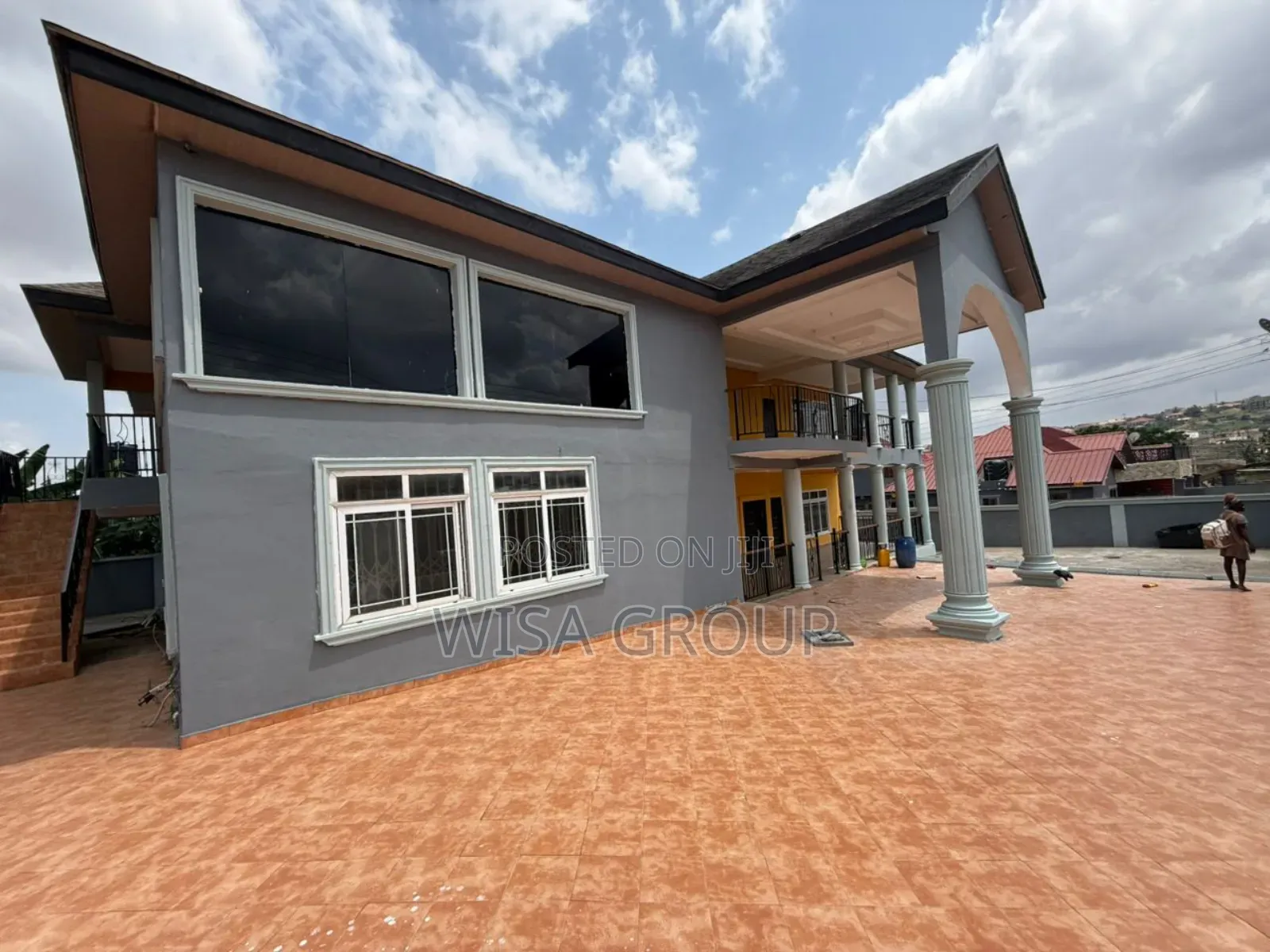 8bdrm Duplex in Wisa Group, Accra Metropolitan for rent