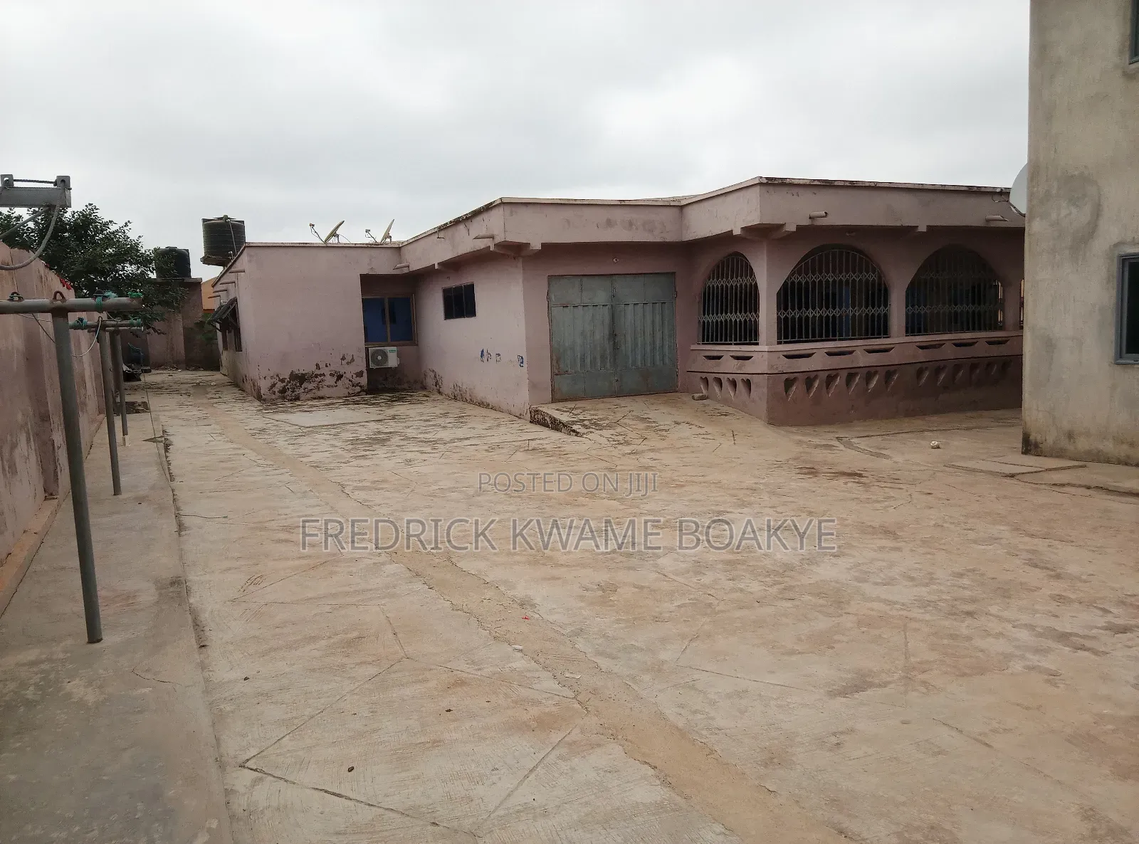 17bdrm House in Brother K Estate, Kumasi Metropolitan for sale