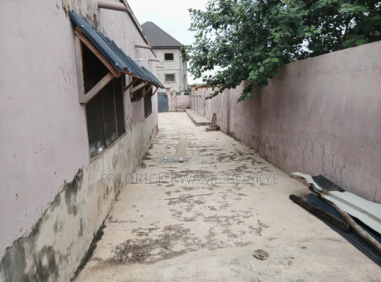 17bdrm House in Brother K Estate, Kumasi Metropolitan for sale