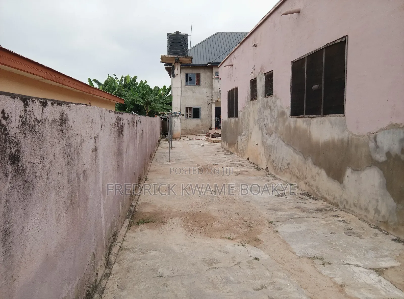 17bdrm House in Brother K Estate, Kumasi Metropolitan for sale