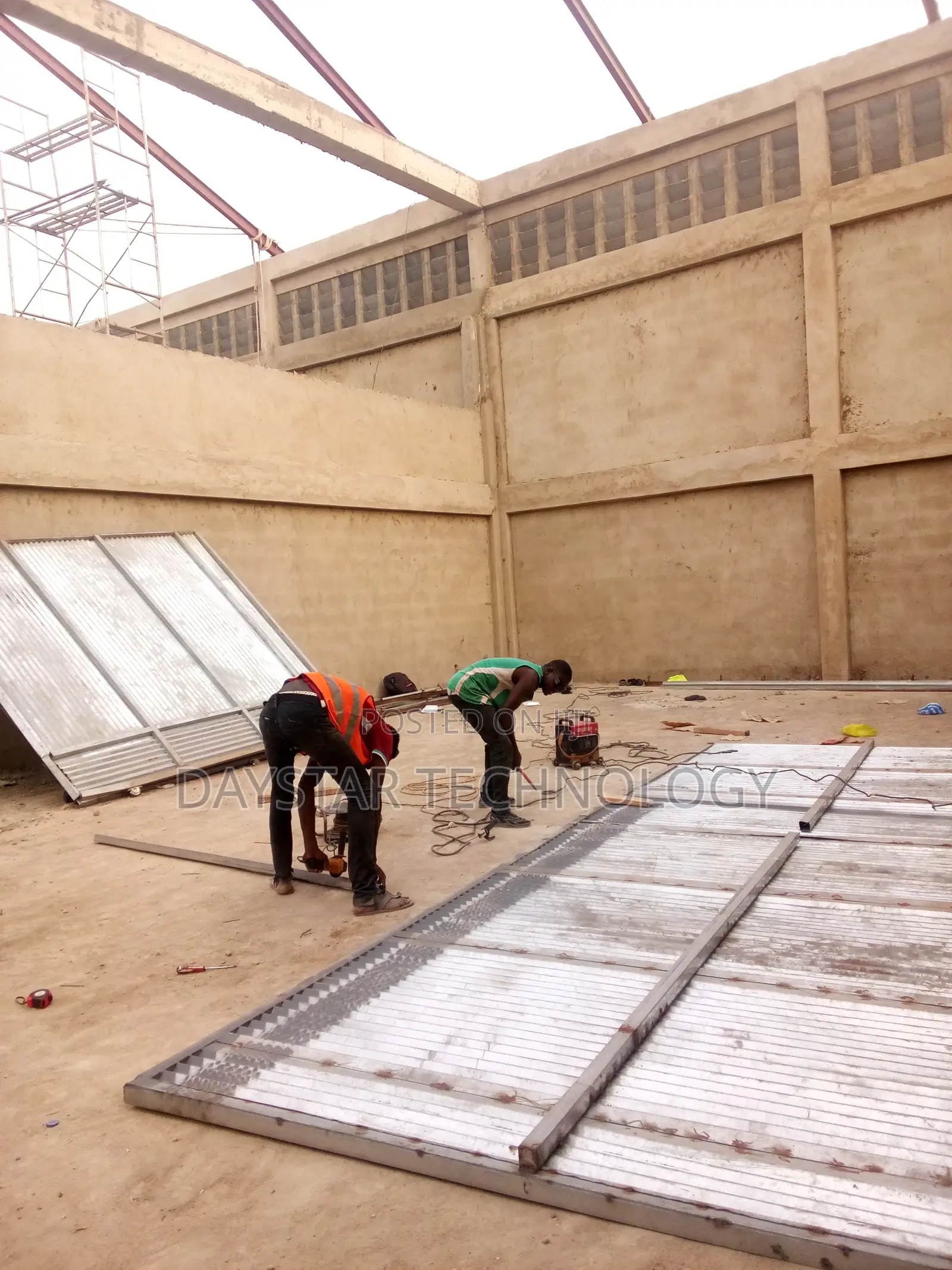 Industrial Gates — Engineered for Strength