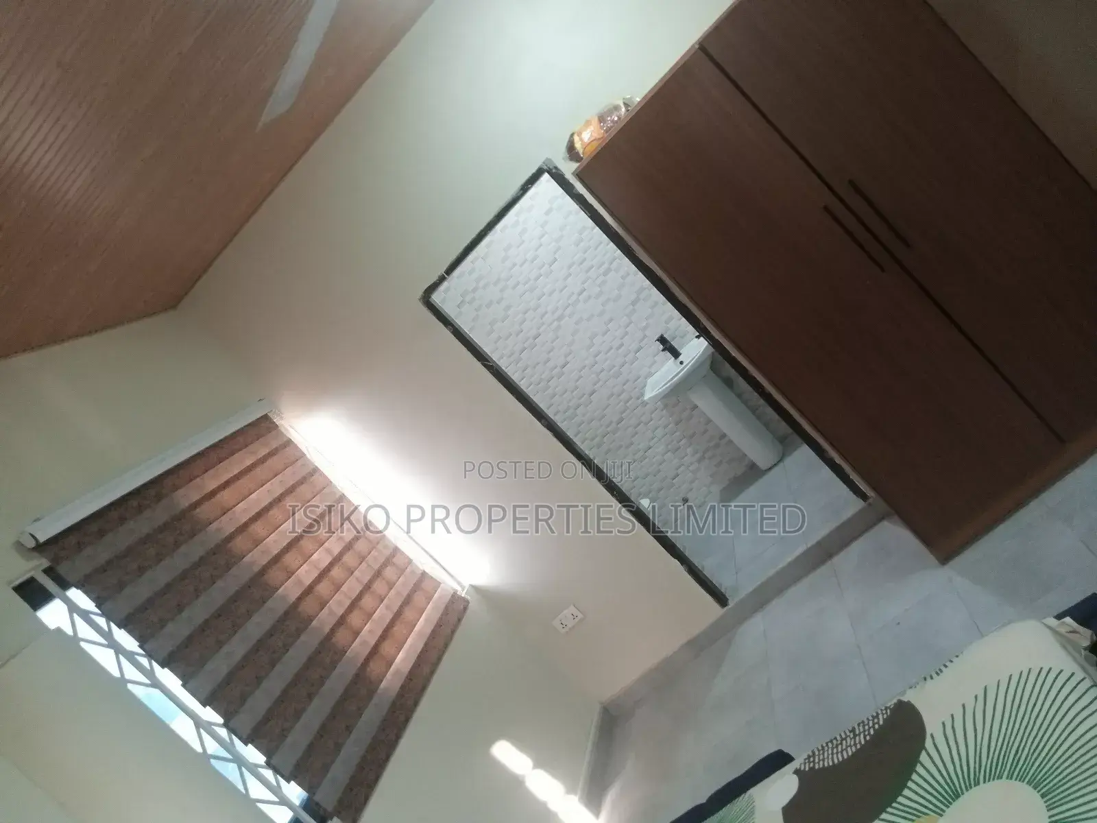 Furnished 3bdrm Apartment in Vvilla Properties, Adam Nana for rent
