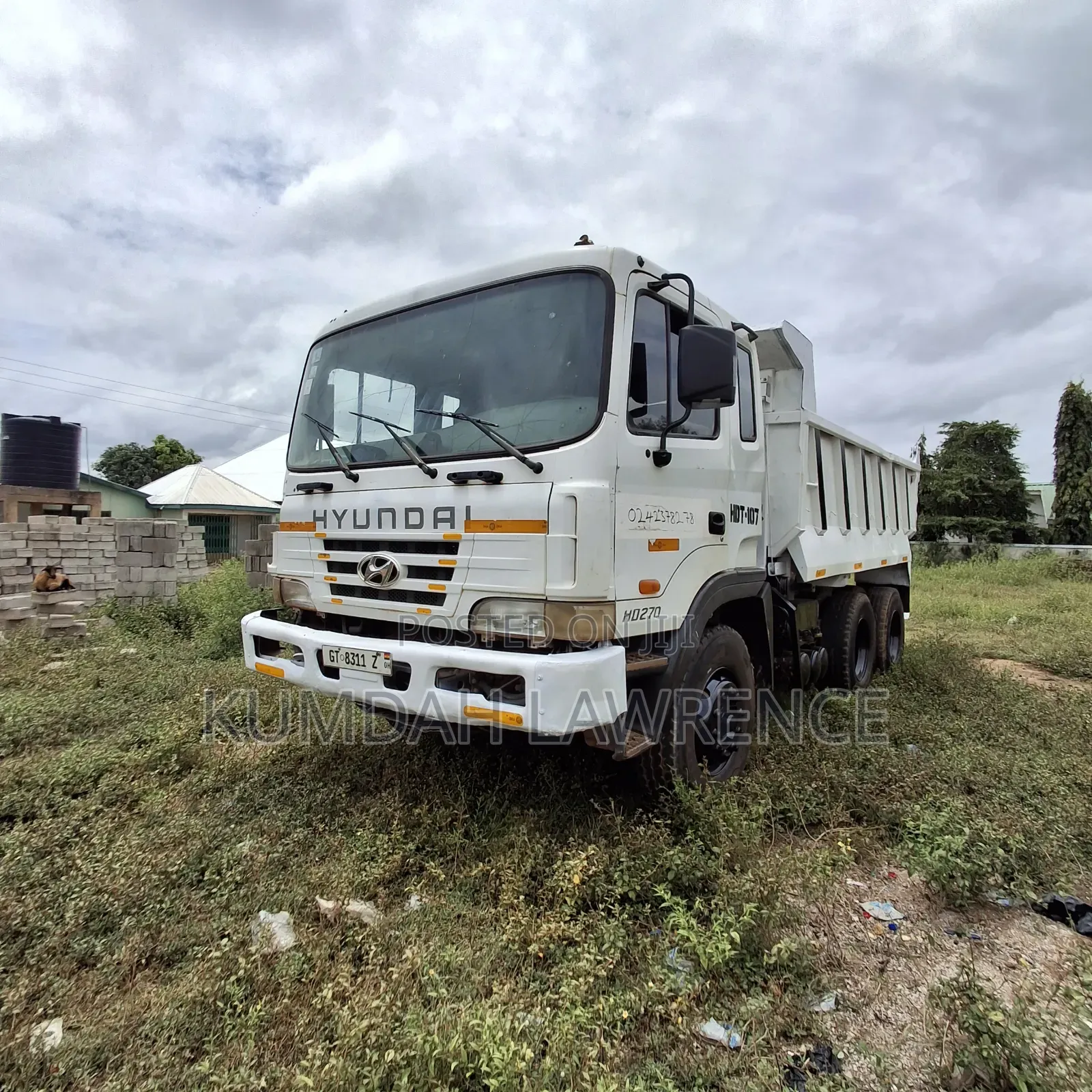 Hyundai Hd270