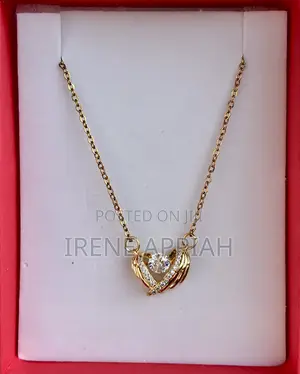 Pretty Necklaces for Ladies