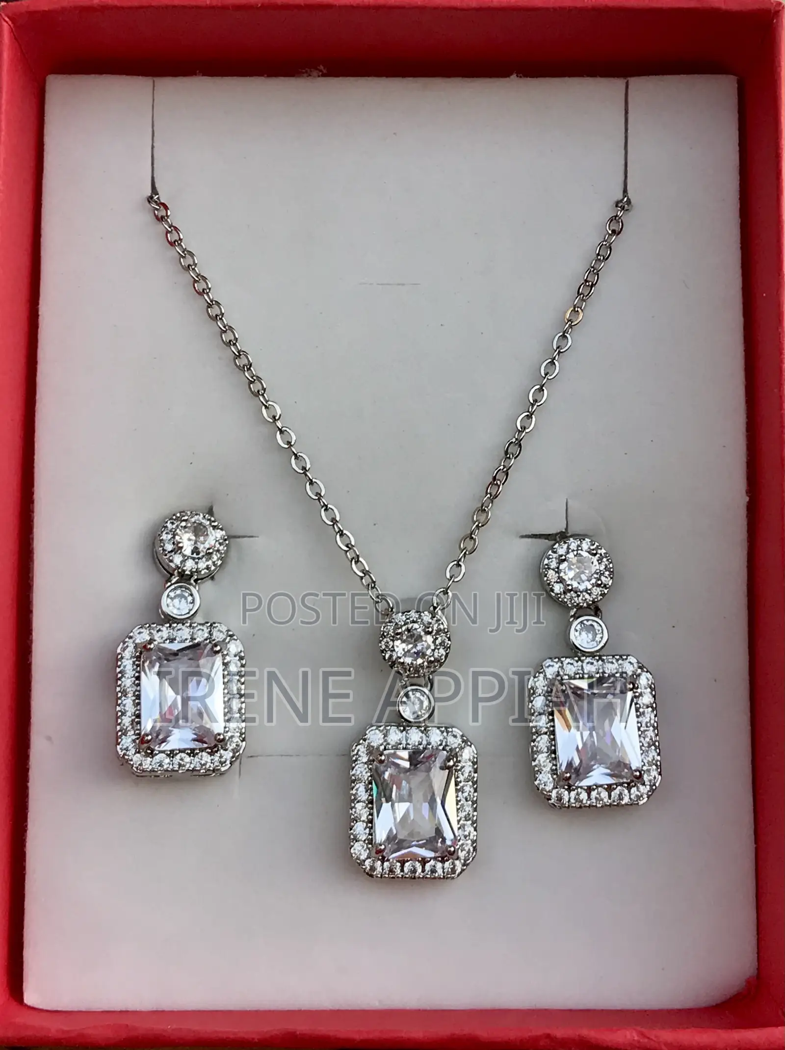 Stunning Jewellery Set