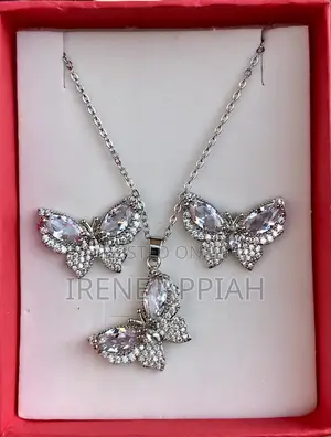 Pretty Jewellery Set for Her