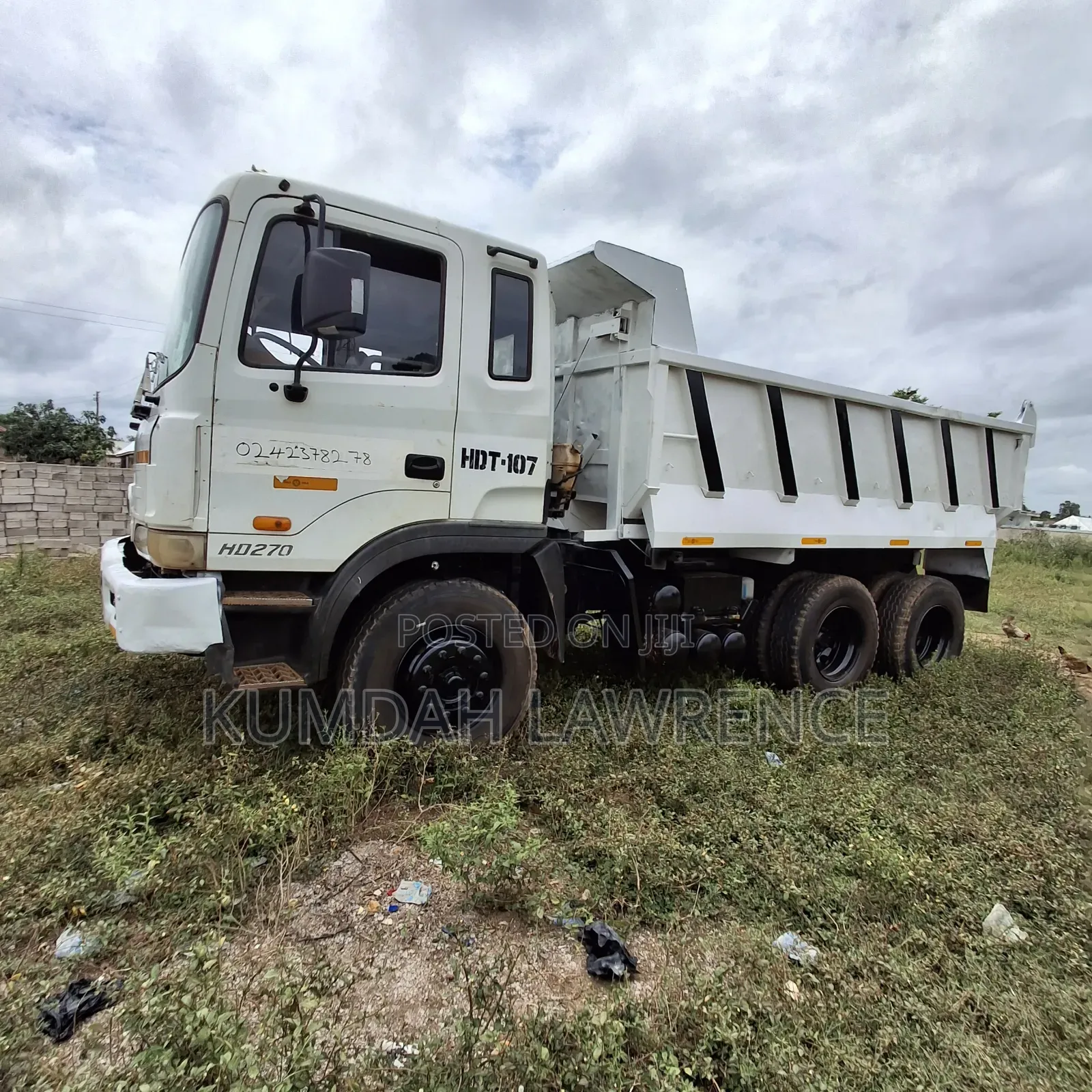 Hyundai Hd270