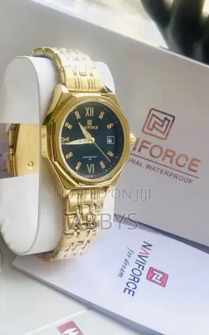 Naviforce Nf5052 Ladies Luxury Watch