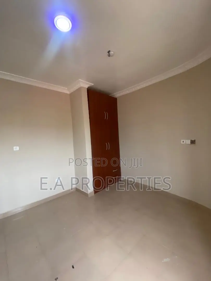 3bdrm House in E A Properties, Oyarifa Mall Area for rent