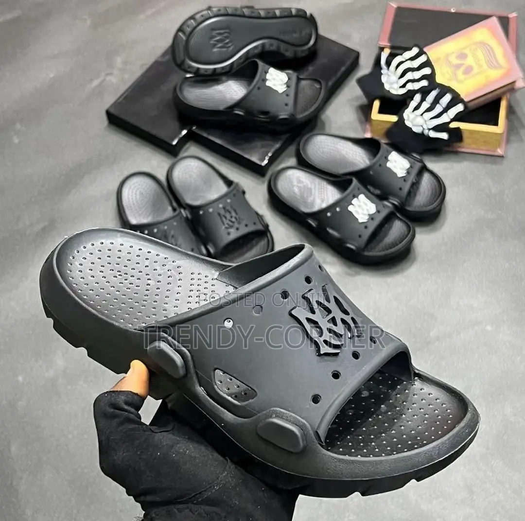 Amiri Sunday Slides
