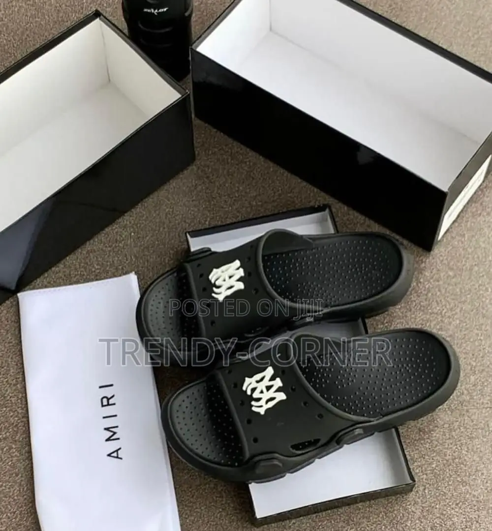 Amiri Sunday Slides