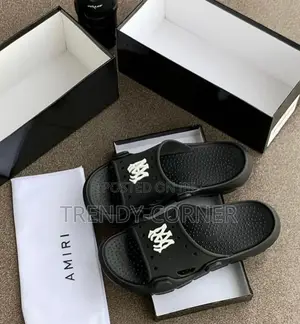 Amiri Sunday Slides