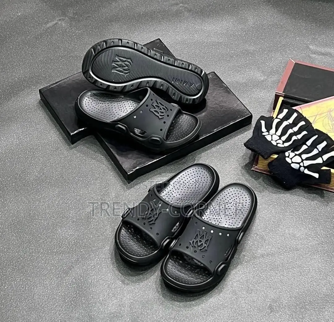 Amiri Sunday Slides