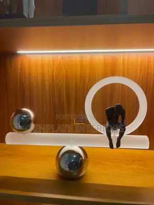 Thinking Man On Crystal Balance (Metal Base)