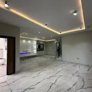 4bdrm House in Lakeside Estate for sale