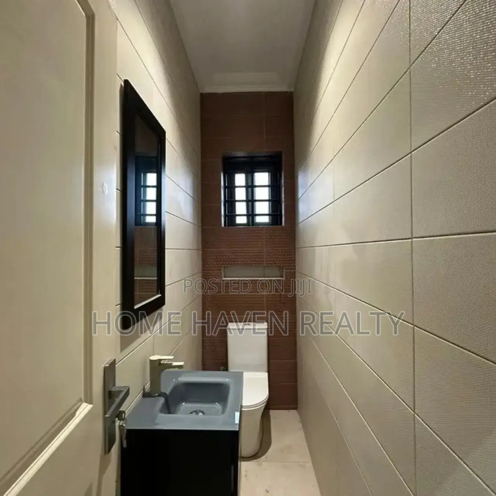 4bdrm House in Lakeside Estate for sale