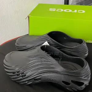 Crocs Echo Wave Clog