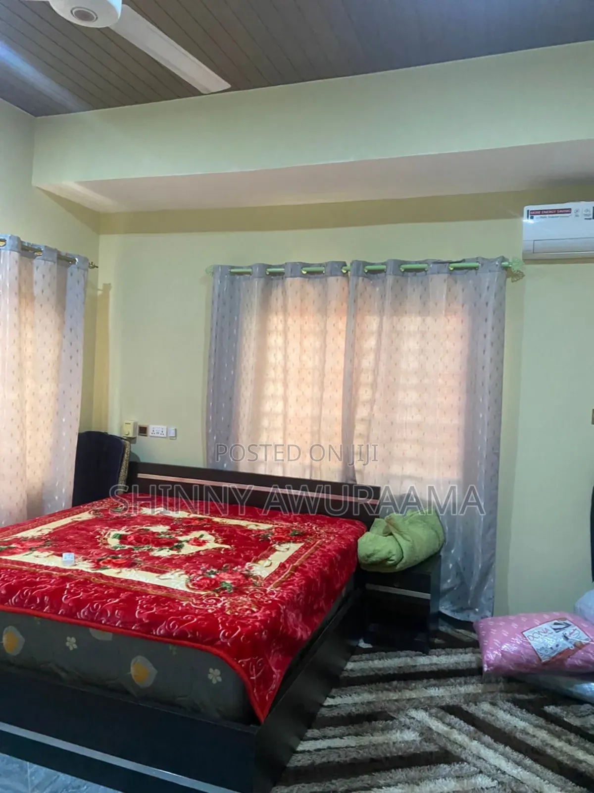3bdrm House in School Junction, Ashaley Botwe for rent