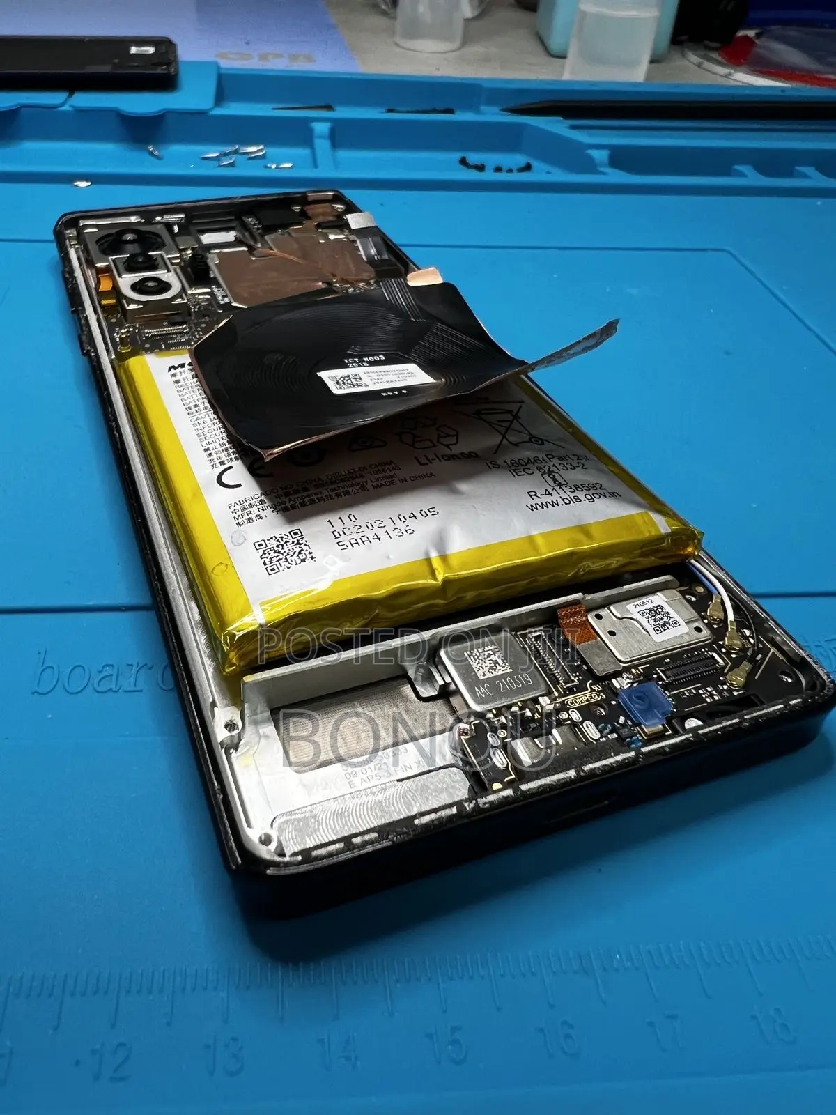 Battery Replacement for Both Android and iPhones