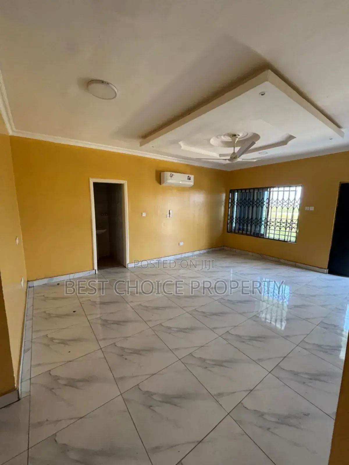 2bdrm Apartment in School Junction, Ashaley Botwe for rent
