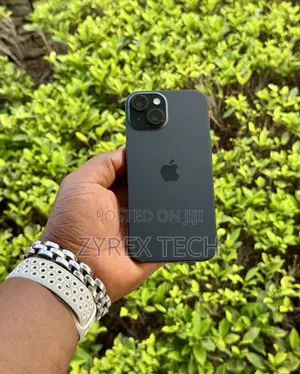Apple iPhone 15 128 GB Black