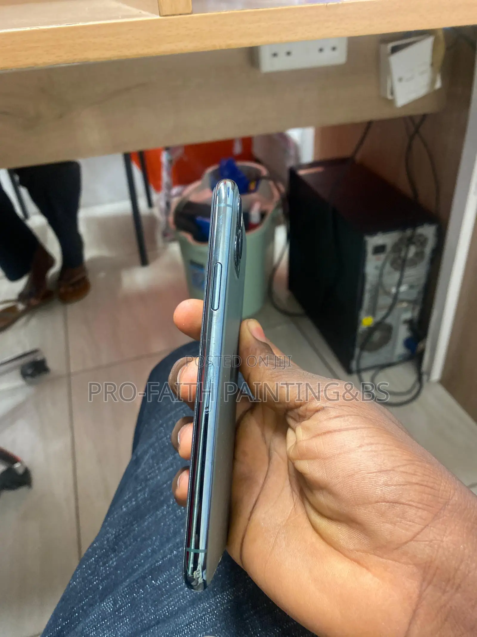 Apple iPhone 11 Pro 64 GB Gray