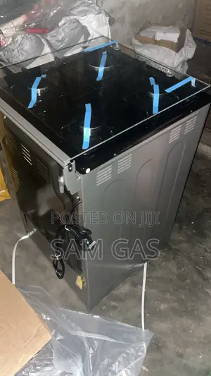 4 Burner Cooker With Oven