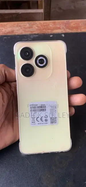 Infinix Smart 8 64 GB Gold