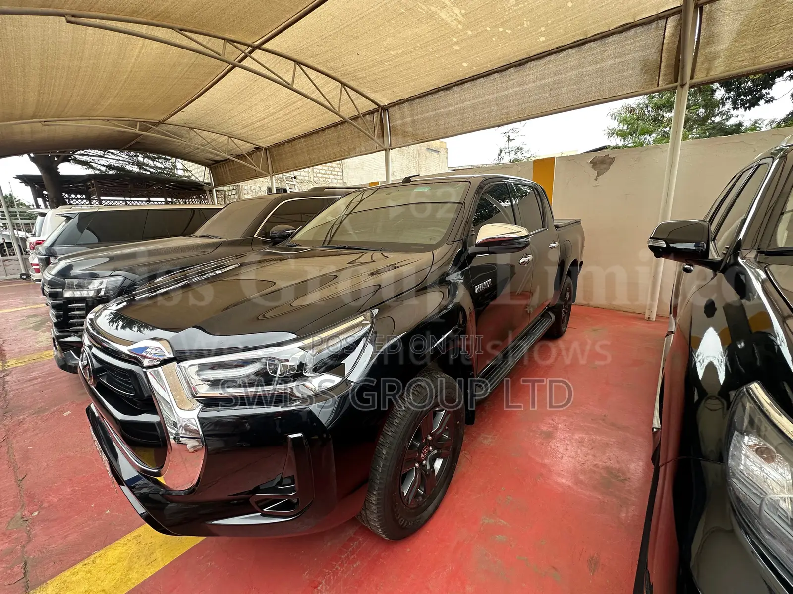 Toyota Hilux 2024 Black