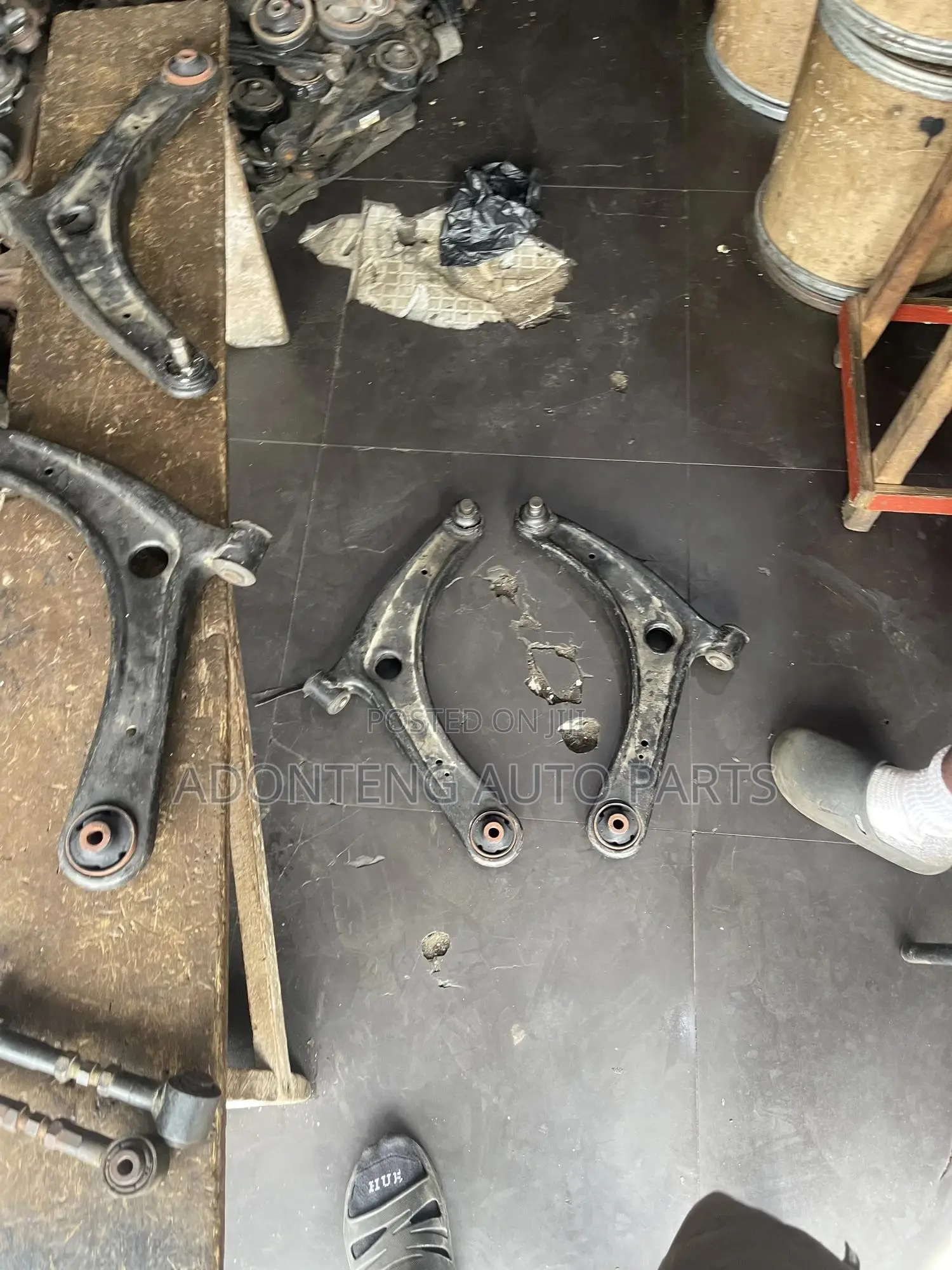 Dodge Caliber/Jeep Compass/Mitsubishi Outlander/Jeep Patriot Lower Arm