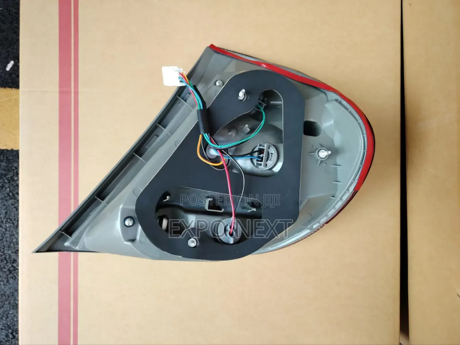 2005-2006 Toyota Camry Tail Lights