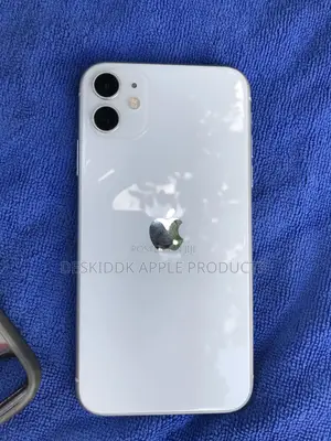 Apple iPhone 11 64 GB White