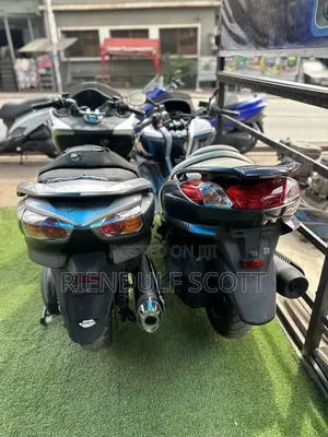 Honda Forza 2022 Gray