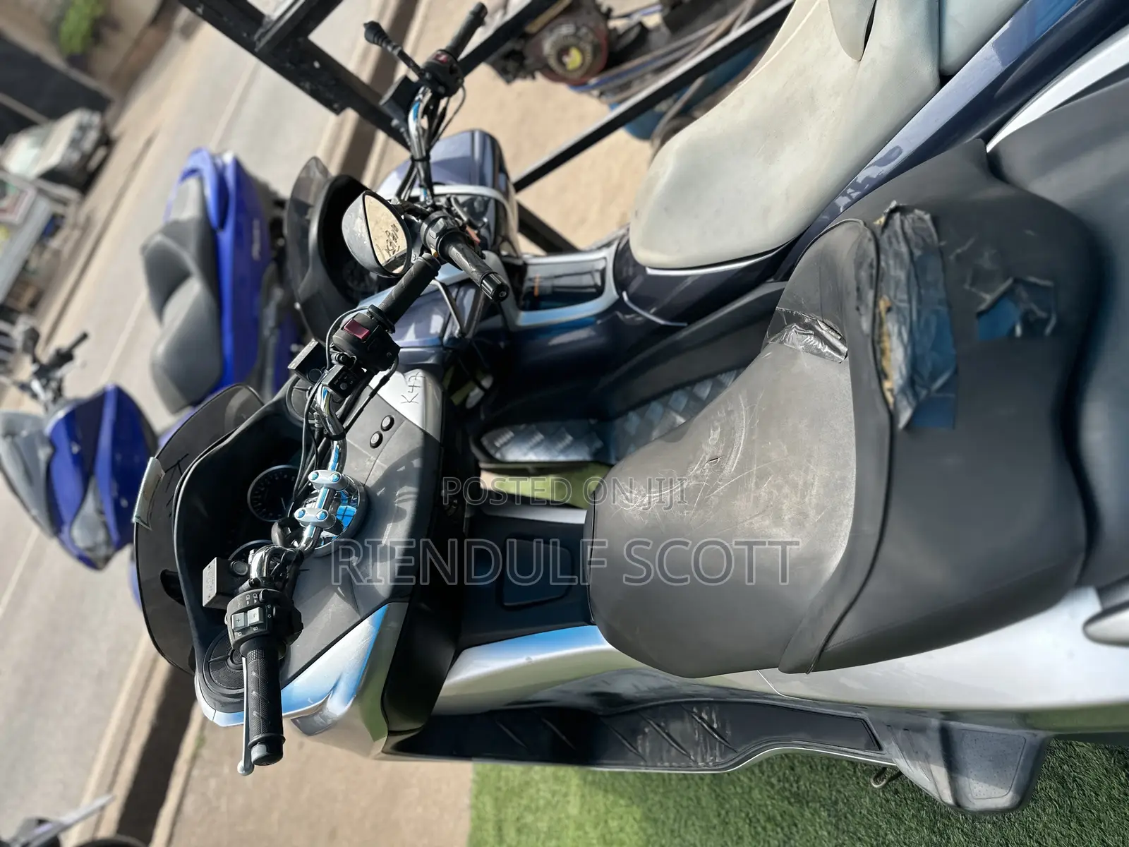 Honda Forza 2022 Gray