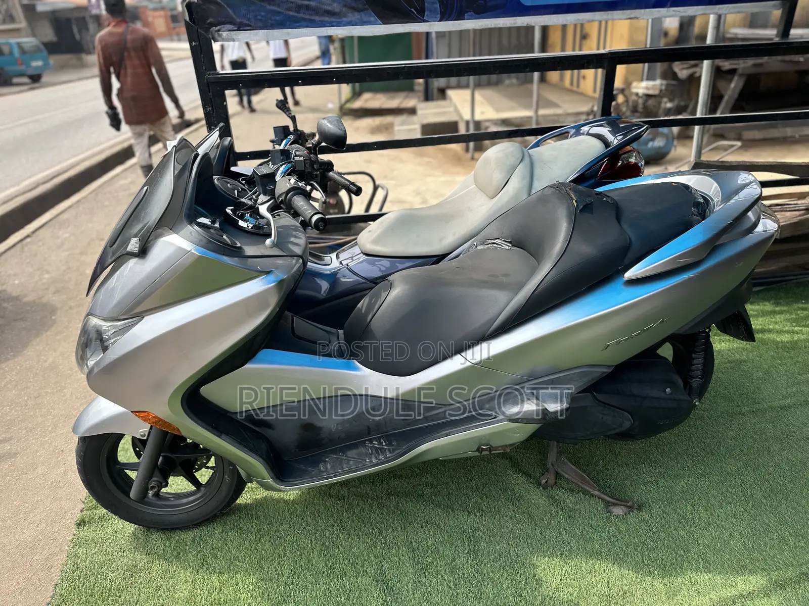 Honda Forza 2022 Gray