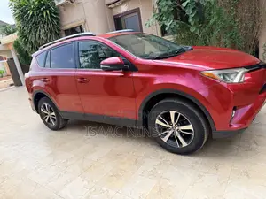 Toyota RAV4 2016 Red