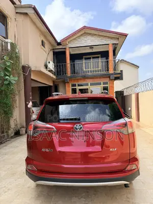Toyota RAV4 2016 Red
