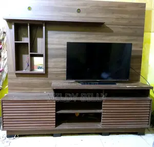Tv Stand/ Entertainment Unit