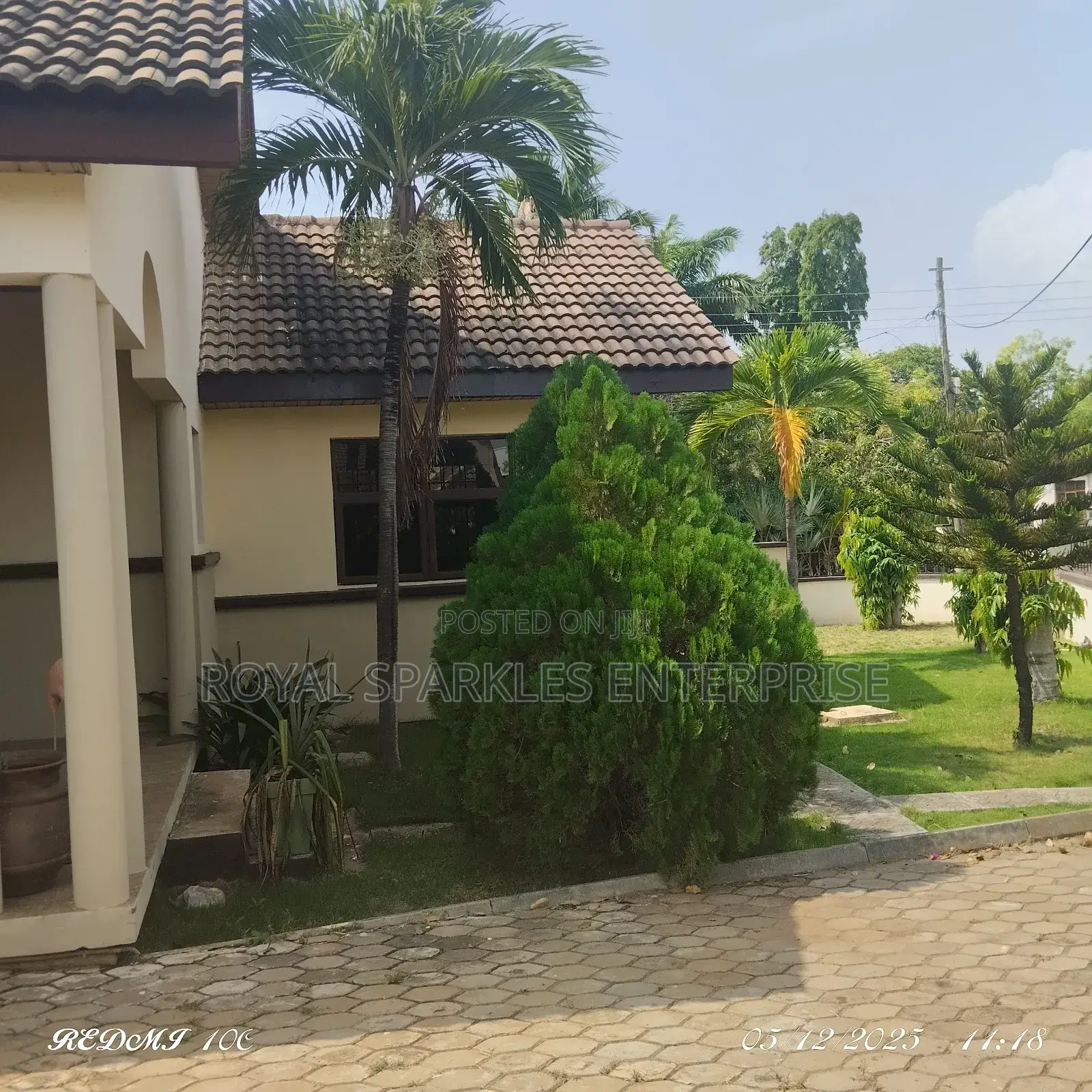 3bdrm House in Buena Vista, Sakumono for rent
