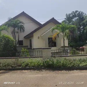 3bdrm House in Buena Vista, Sakumono for rent