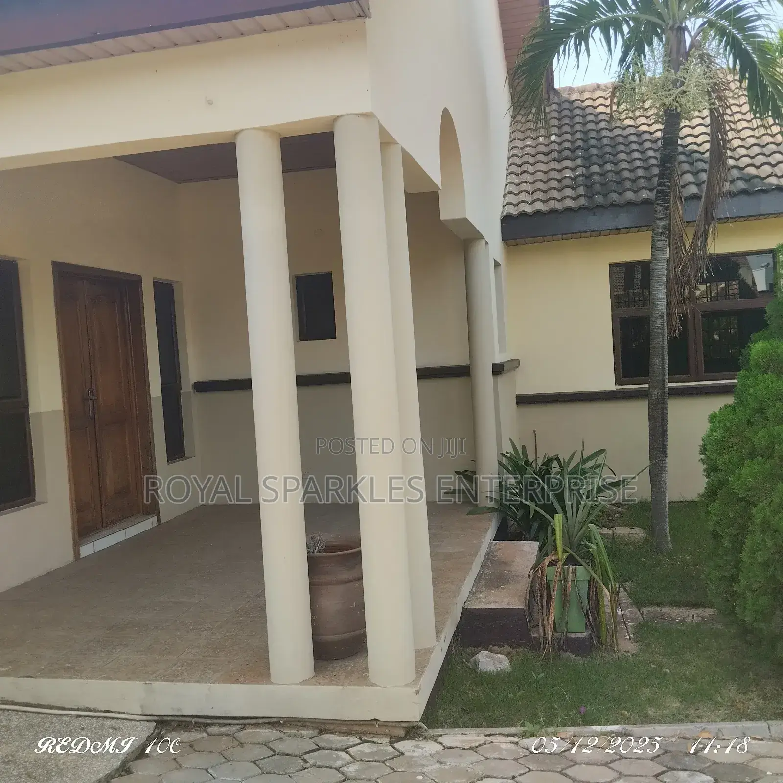 3bdrm House in Buena Vista, Sakumono for rent