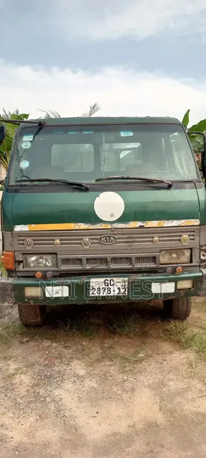Kia Rhino 1