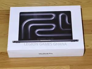 New Laptop Apple Macbook Pro 2025 M5 14-Inch 16GB Apple M5 SSD 512GB