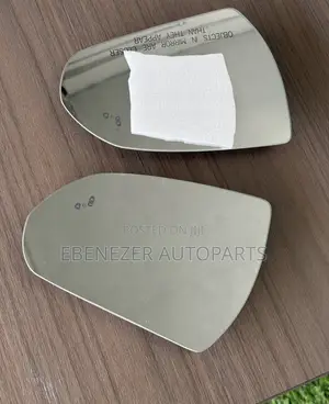 Hyundai Elantra Mirror Glass With Sensor 2017 2018