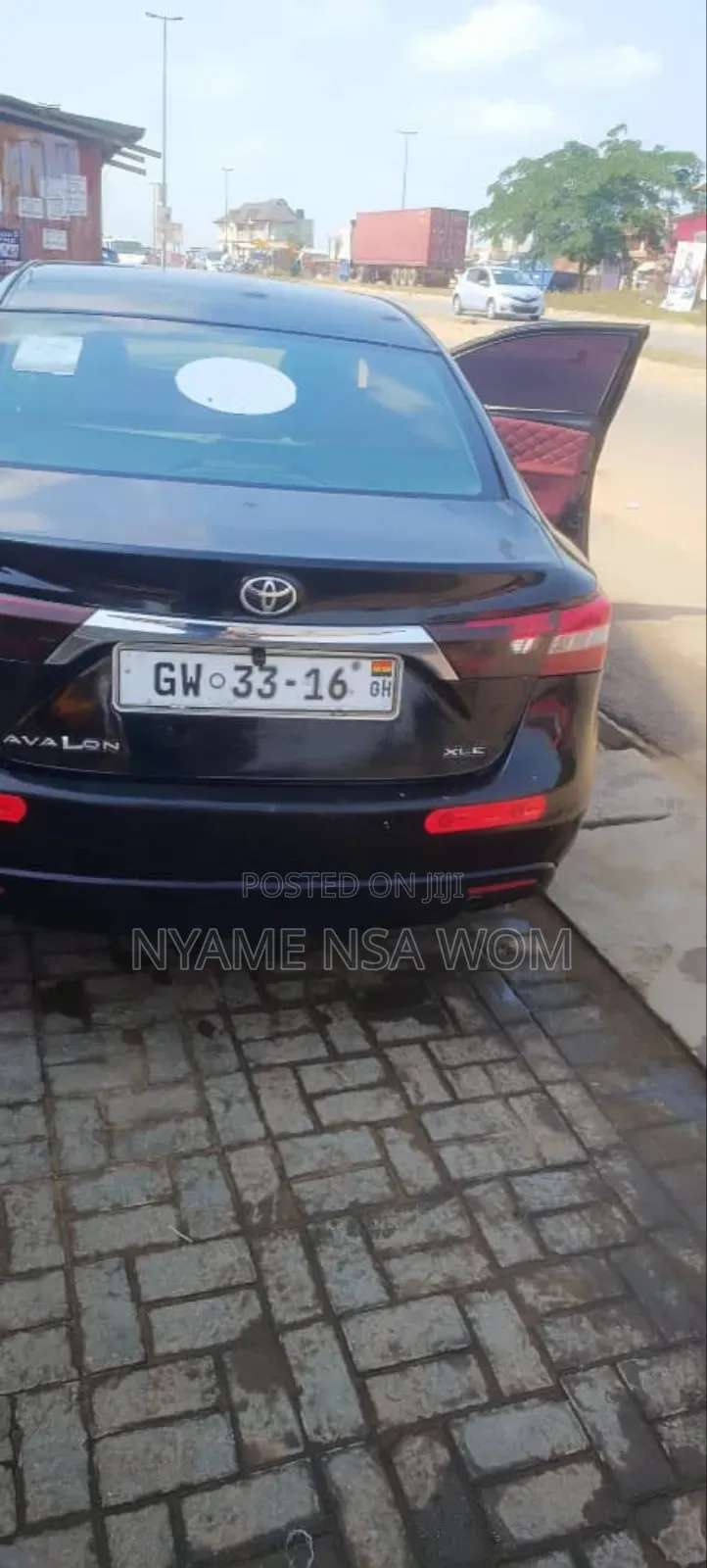 Toyota Avalon 2010 Black