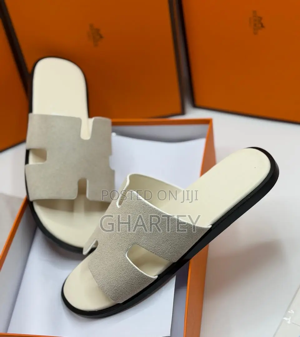 Elegant Hermes Premium Suede Mens Sandals – Offwhite