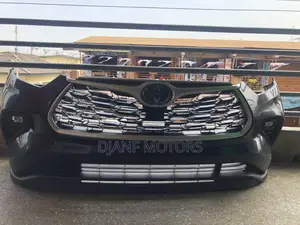 Toyota Highlander 22 Front Bumper Complete