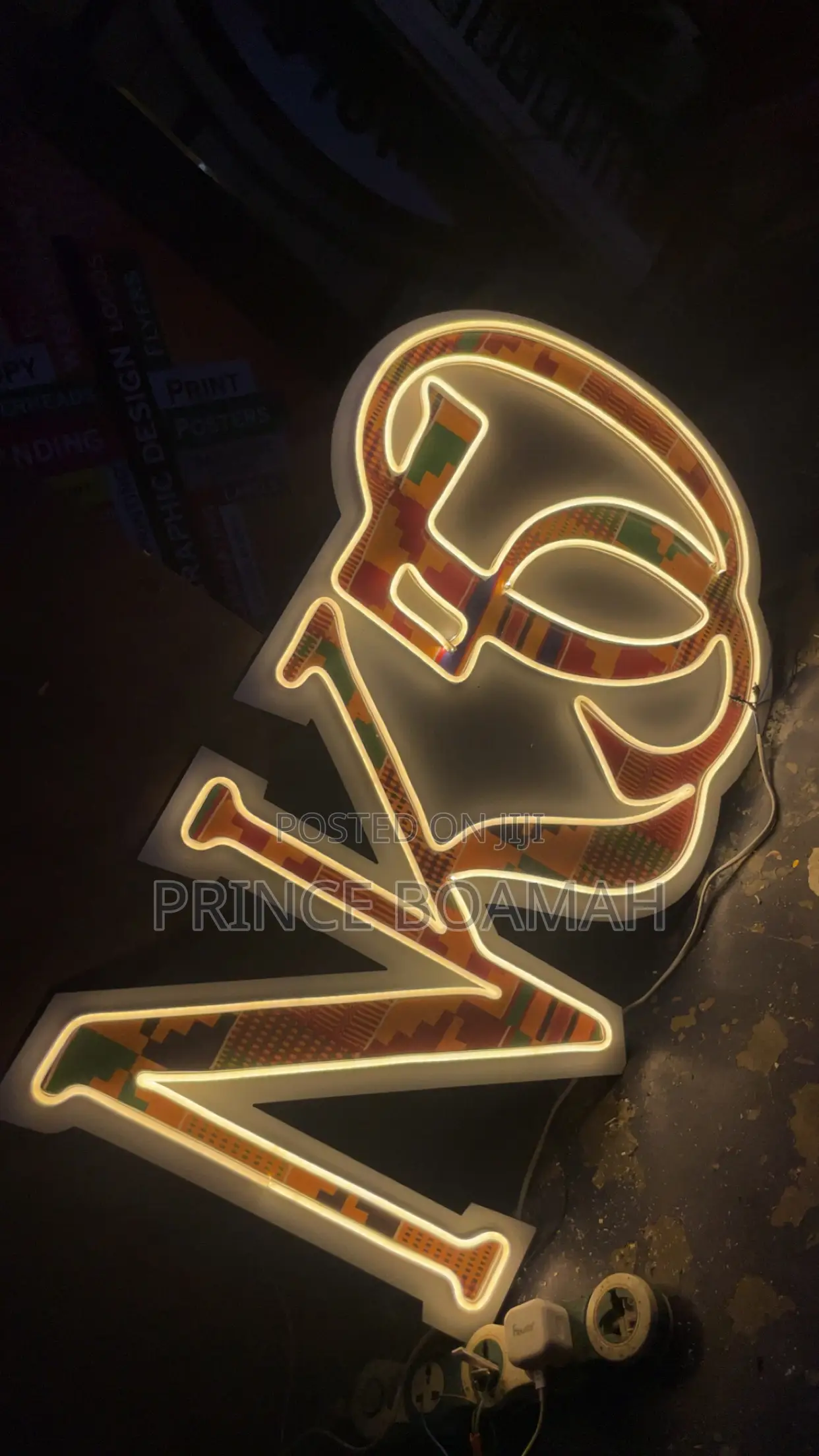 Customized 2d 3d Signage And Neon Lights