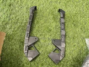 CRV 2017 -2022 Headlight Seat/ Bracket Pair
