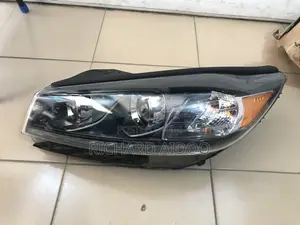 Kia Sorento 2019 Headlight Home Used Available